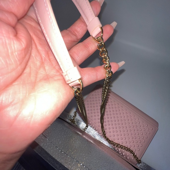 LOUBOUTIN
Pink Stud Paloma Clutch - Picture 3 of 16